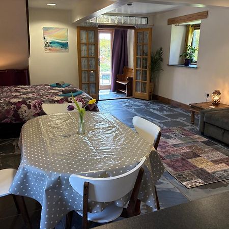 The Shippon At Rosehip Lejlighed Launceston Eksteriør billede